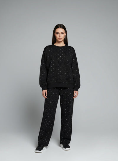 Full body view of the model wearing Amélie™ | Diamant-Set