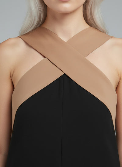 Detail shot of Delphine | Kreuzkleid