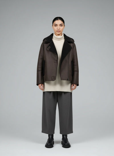 Full body view of the model wearing Clara™ | Jacke