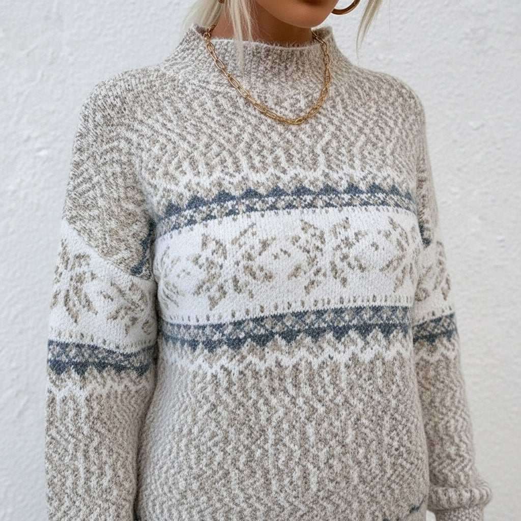 Detail shot of Helena - Bequemer Elegant Pullover