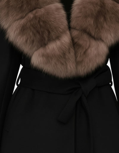 Detail shot of Helene | Fellkragen Jacke