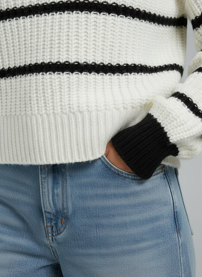 Detail shot of Lina | Gestreiftes Damenpullover