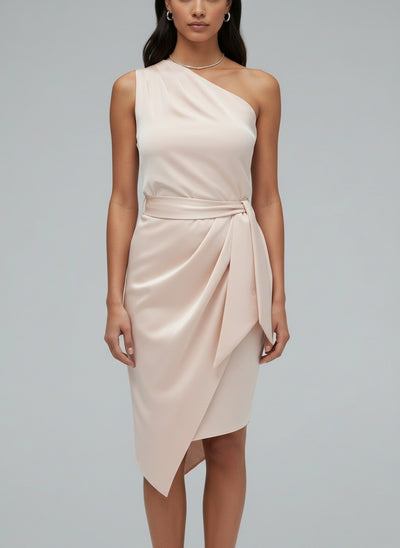 Detail shot of Cyvion - Satin Glow Kleid