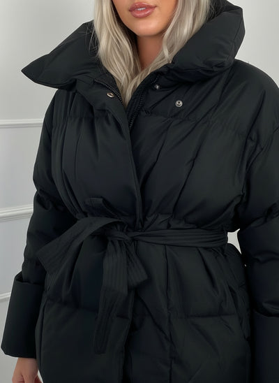 Detail shot of Elina™ | Gesteppte Kurzjacke mit Taillengürtel