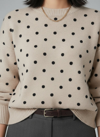 Detail shot of Luna | Polkadot Pullover